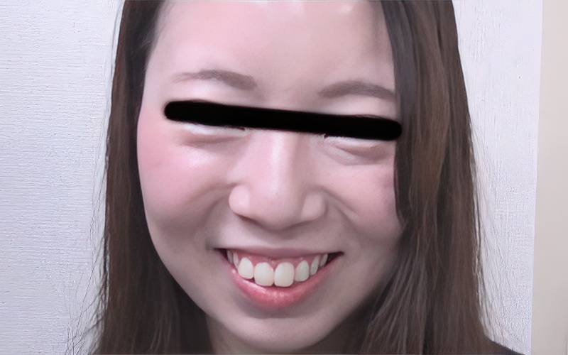 謝花かなで